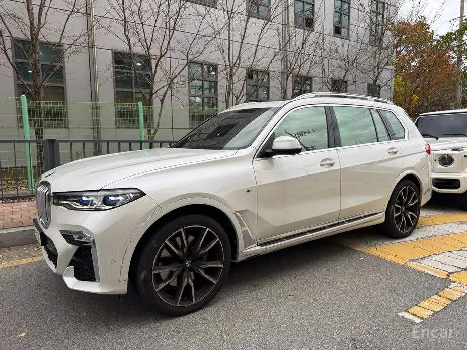 Фото 2 - BMW X7