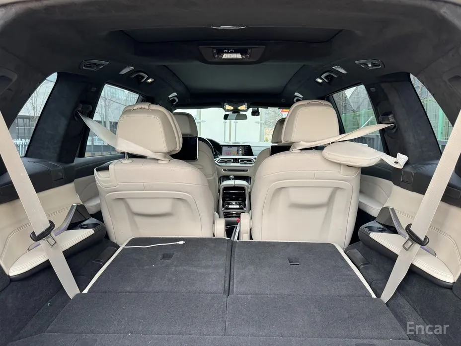 Фото 20 - BMW X7