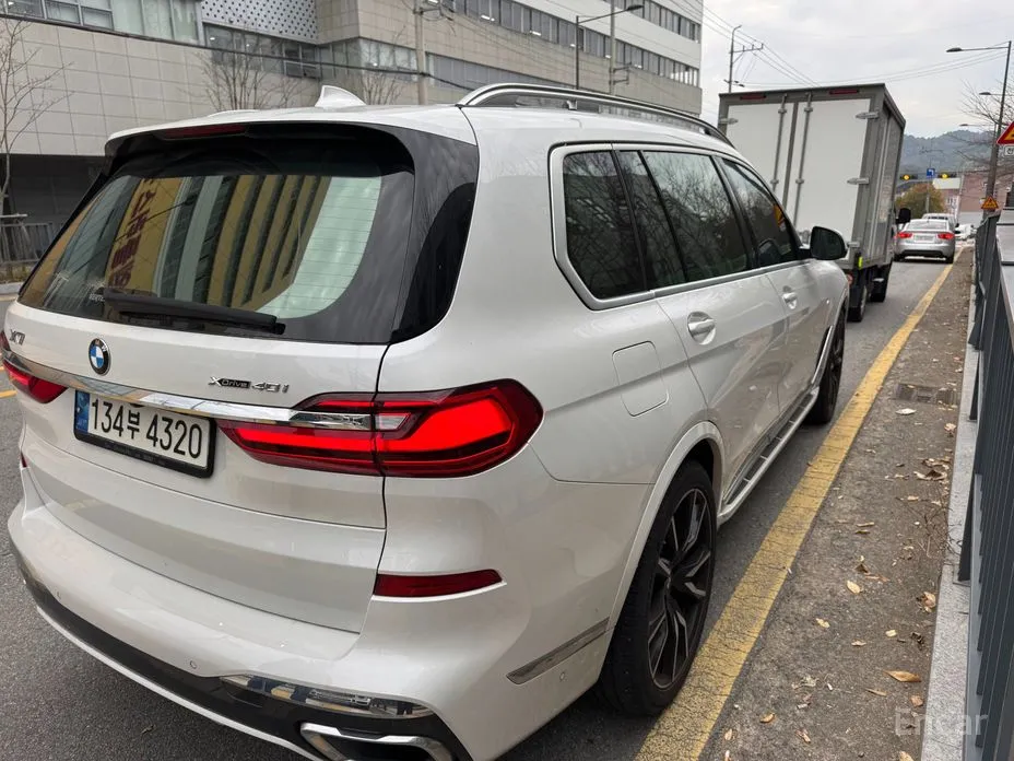 Фото 3 - BMW X7
