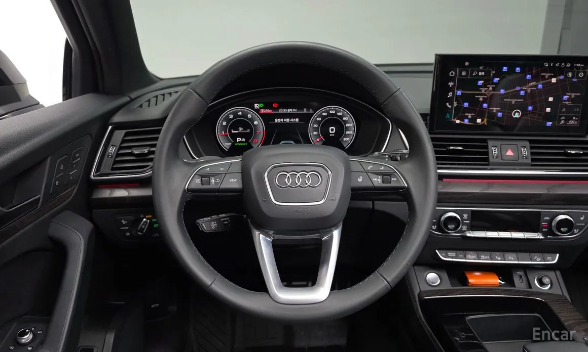 Фото 13 - Audi Q5