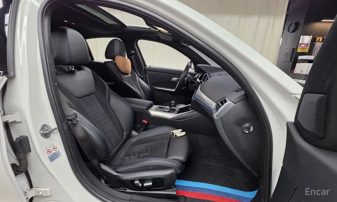 Фото 10 - BMW 3 Series