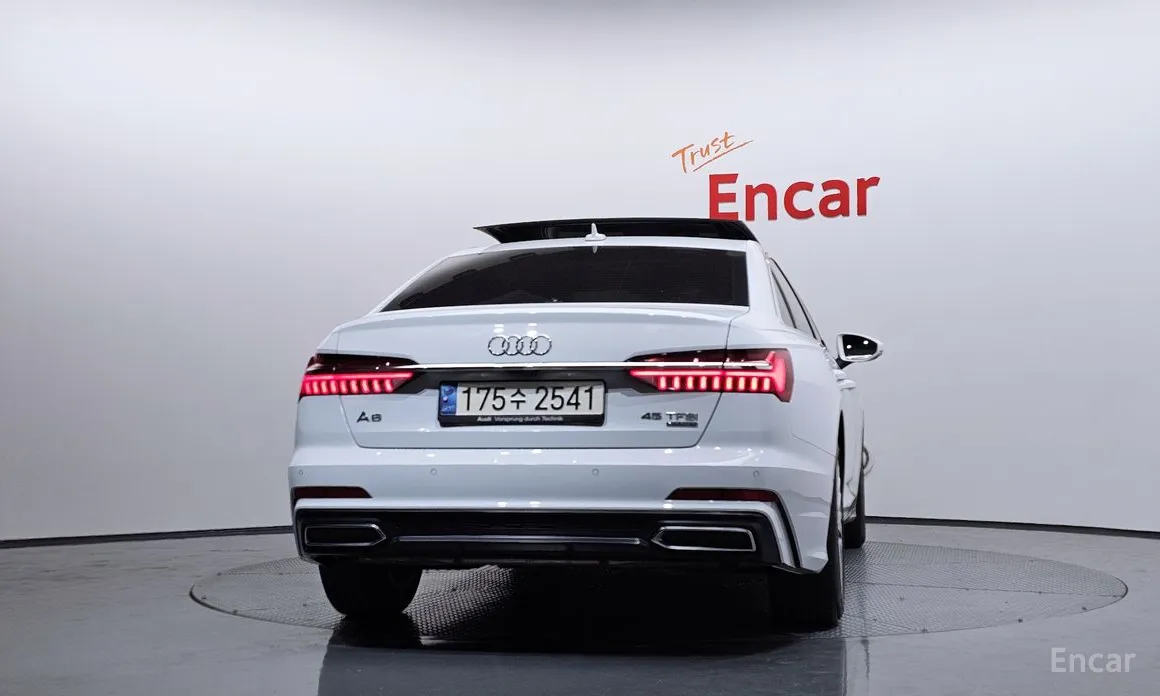 Фото 4 - Audi A6