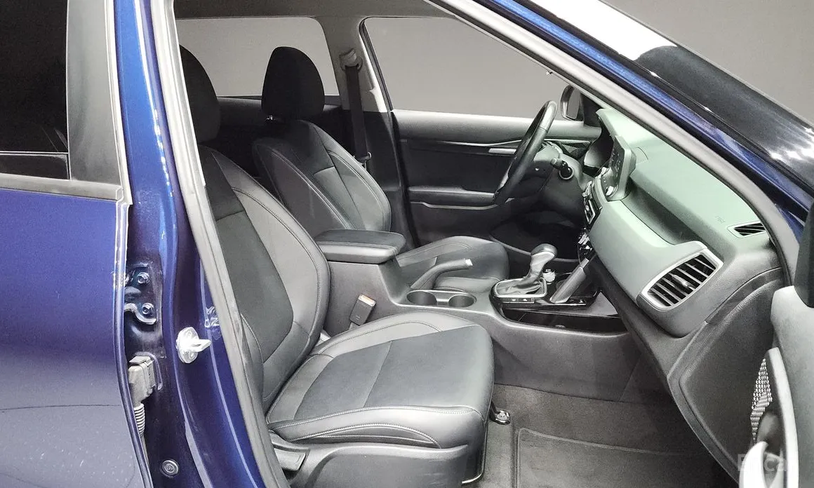 Фото 11 - Kia Seltos