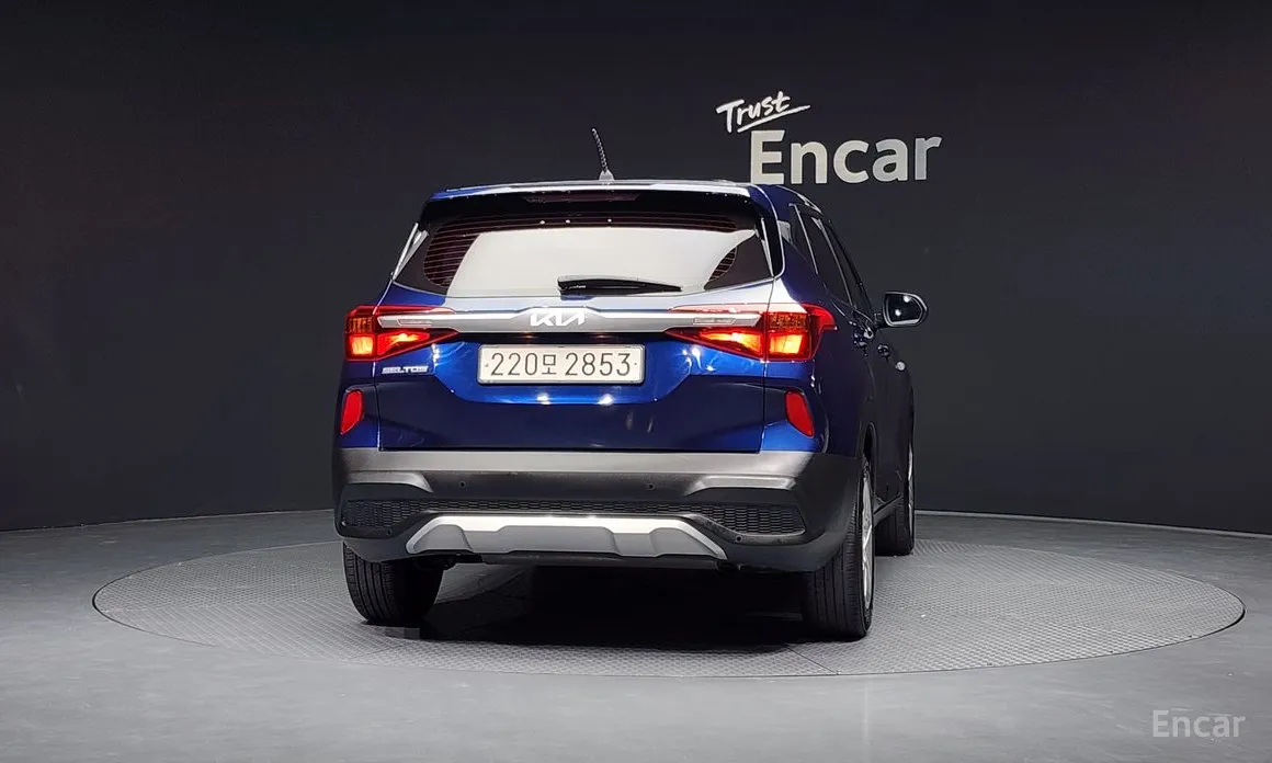 Фото 4 - Kia Seltos