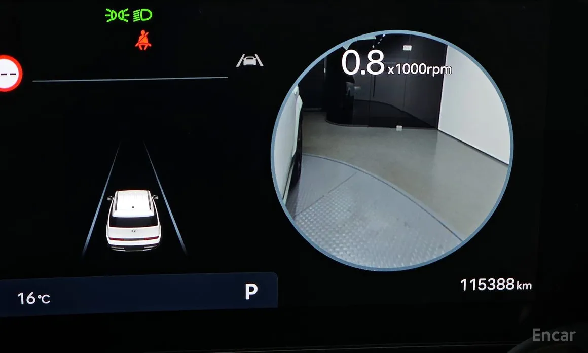 Фото 15 - Hyundai Santa Fe