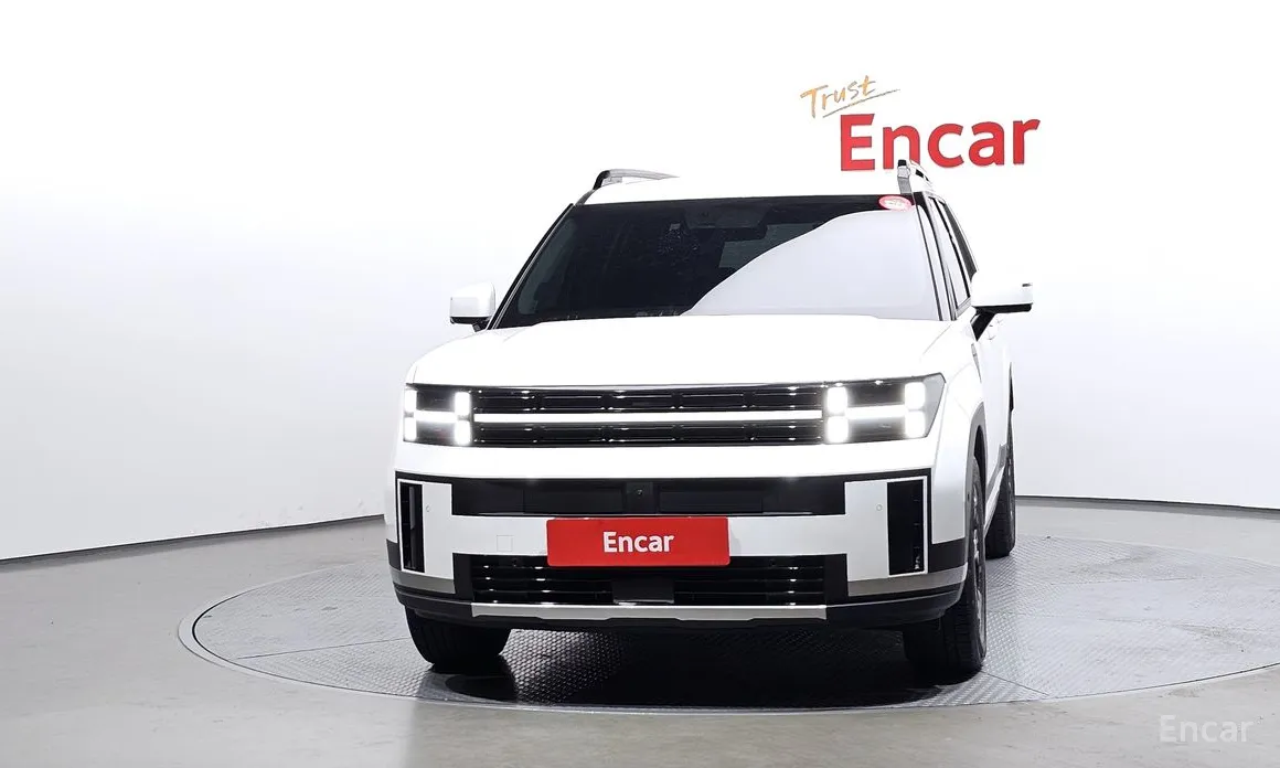 Фото 3 - Hyundai Santa Fe