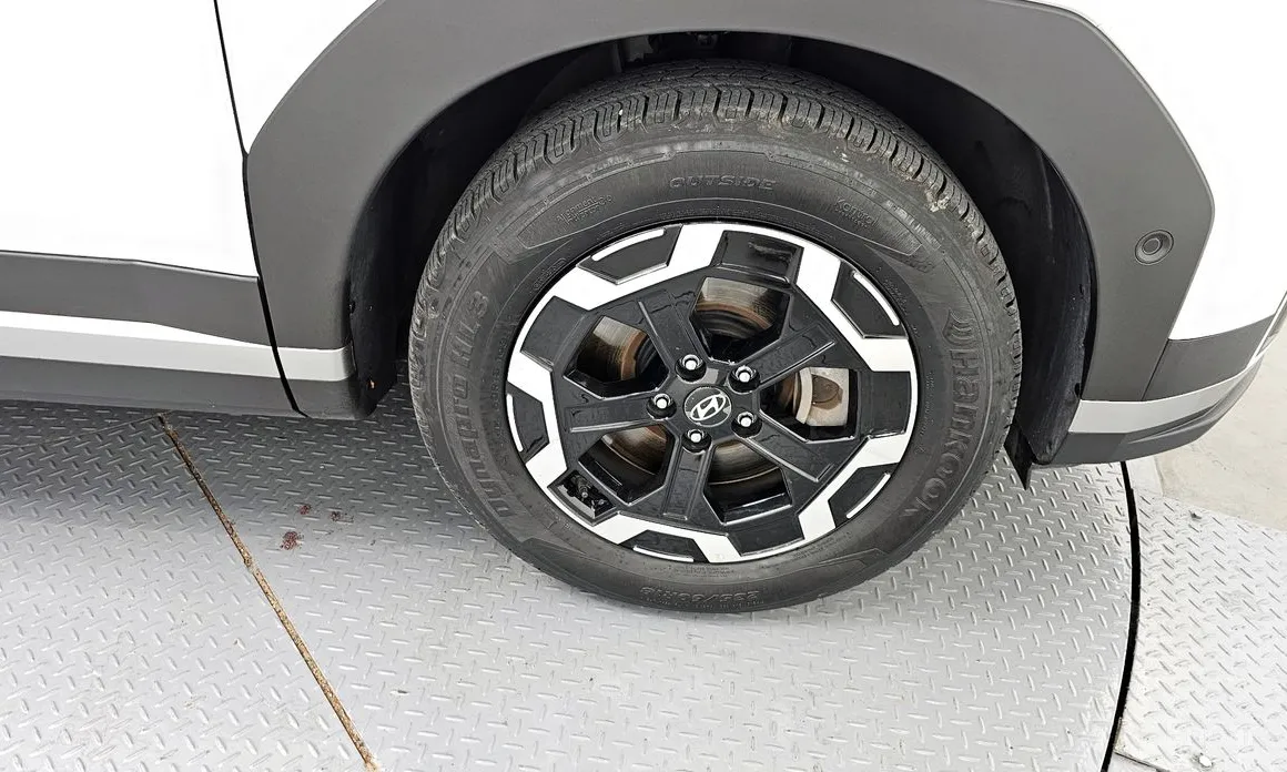 Фото 5 - Hyundai Santa Fe