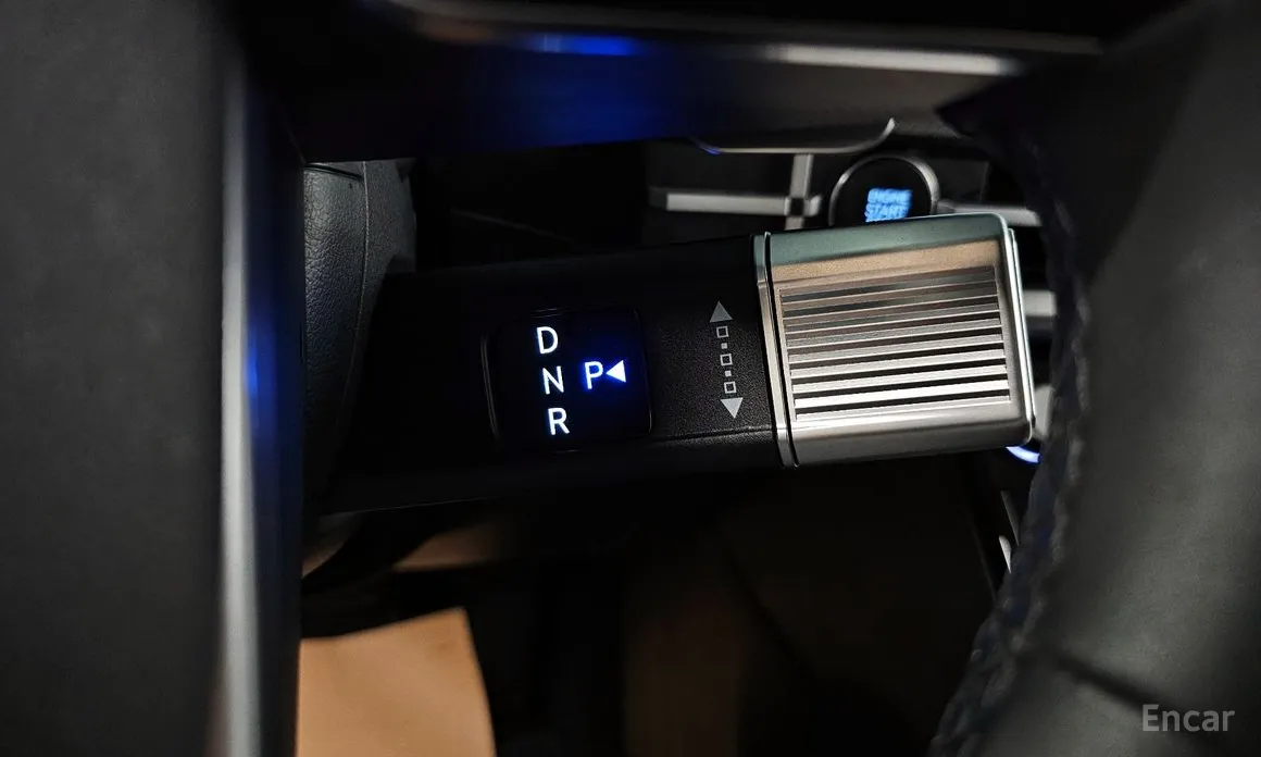 Фото 9 - Hyundai Santa Fe