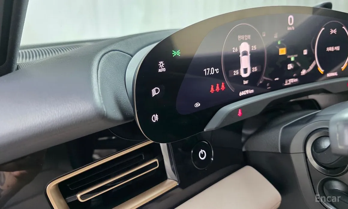 Фото 13 - Porsche Taycan