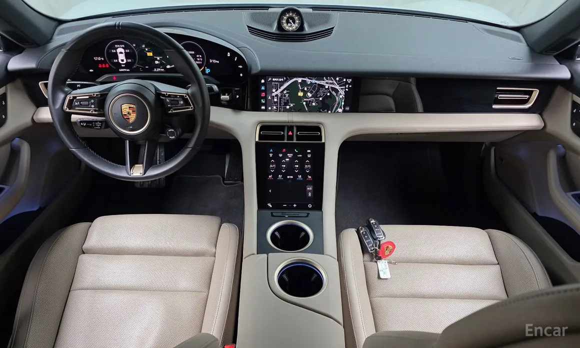 Фото 7 - Porsche Taycan