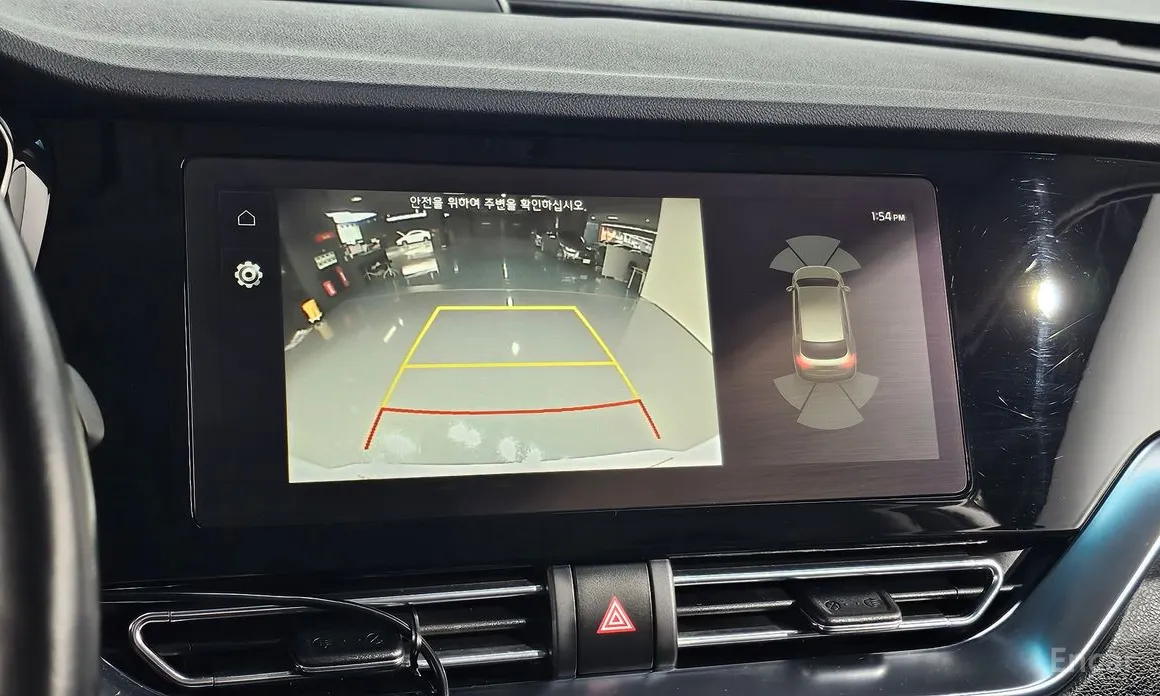 Фото 17 - Kia Niro