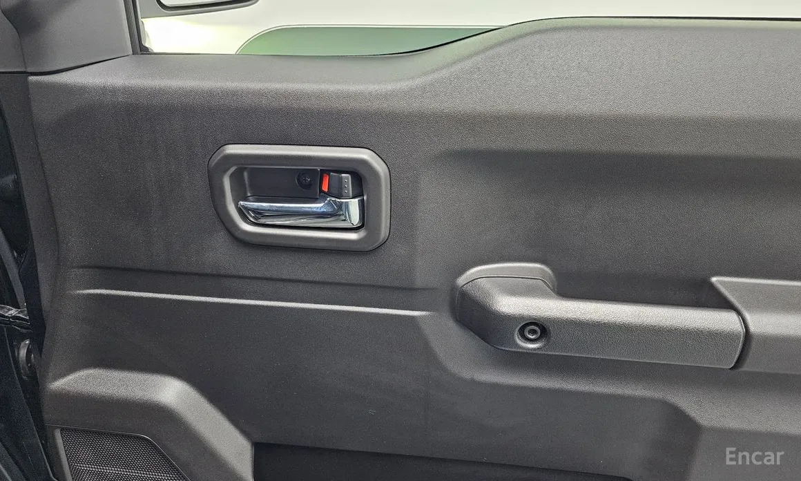 Фото 16 - Suzuki Jimny