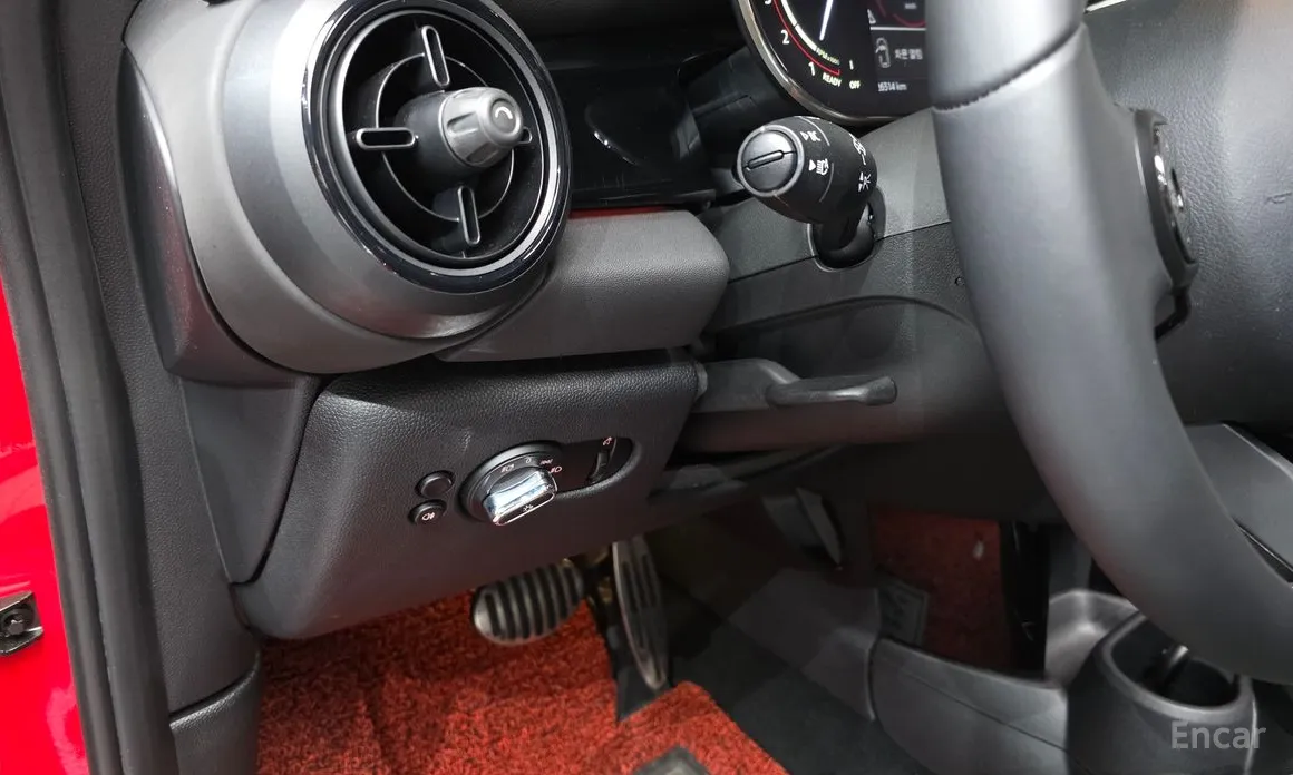 Фото 13 - Mini Cooper