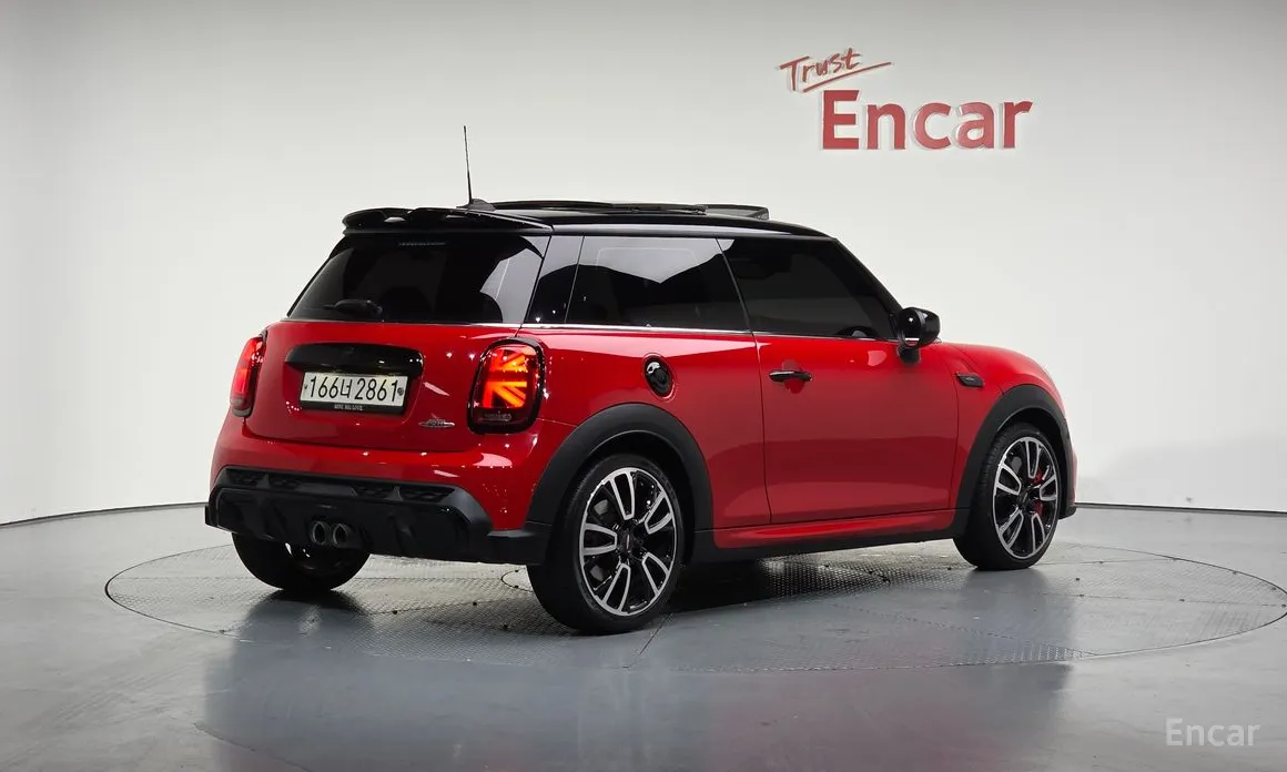 Фото 2 - Mini Cooper