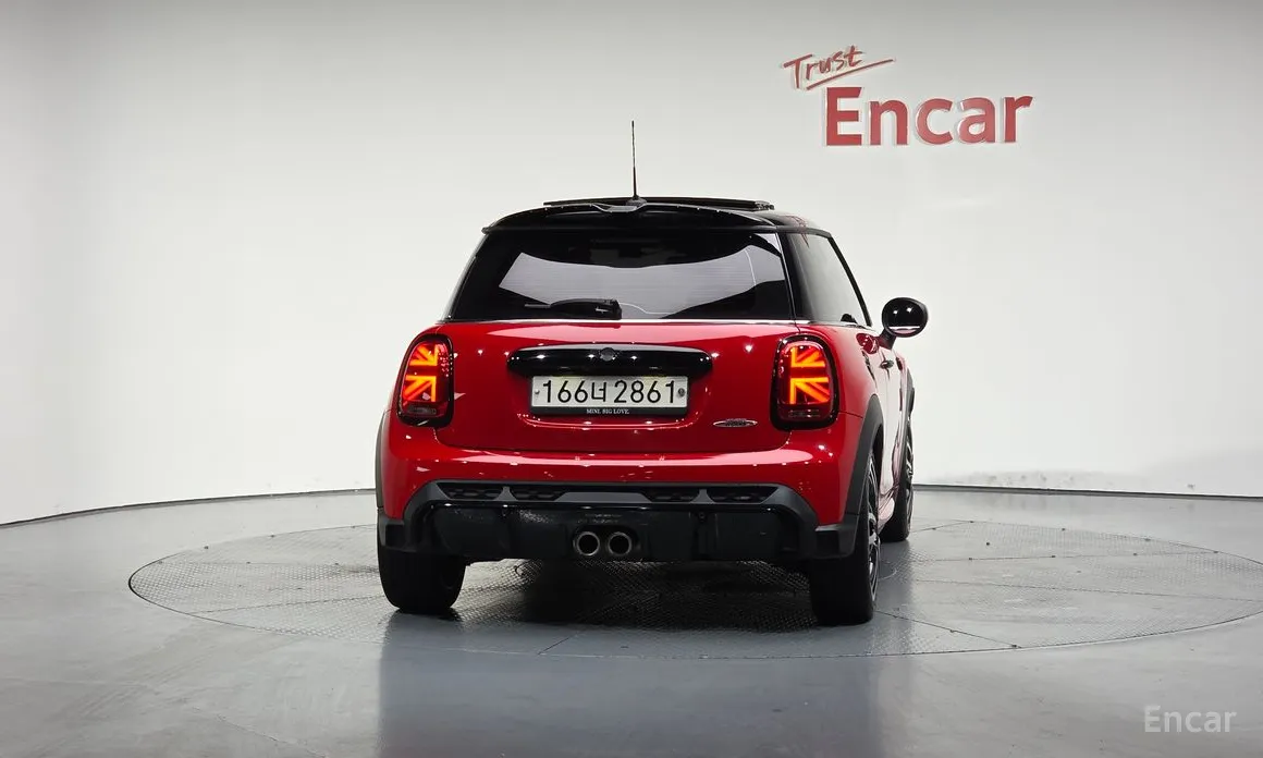 Фото 4 - Mini Cooper