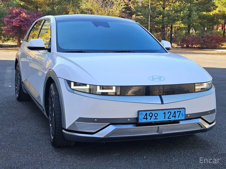 Фото 2 - Hyundai Ioniq 5