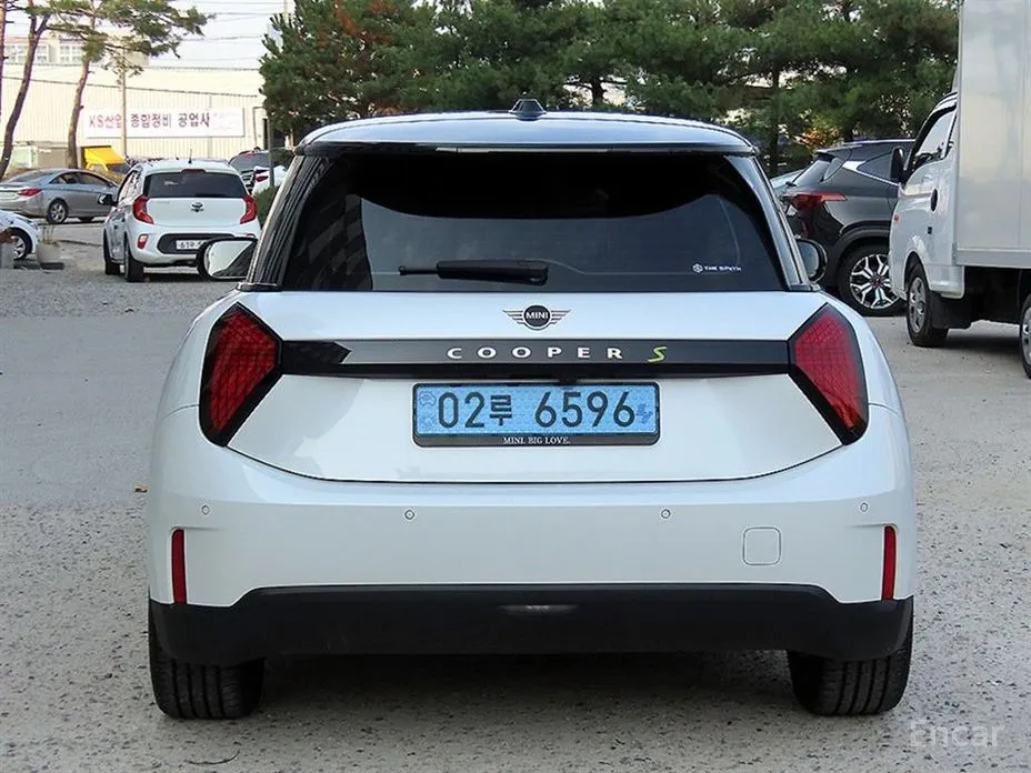 Фото 4 - Mini Cooper