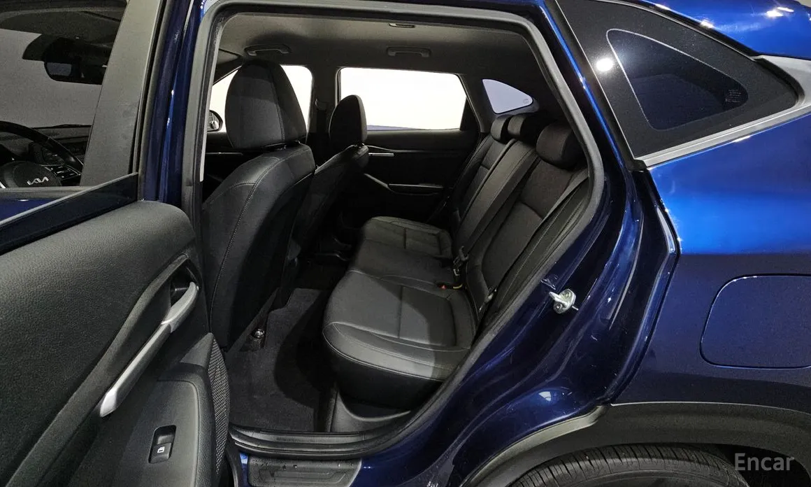 Фото 11 - Kia Seltos