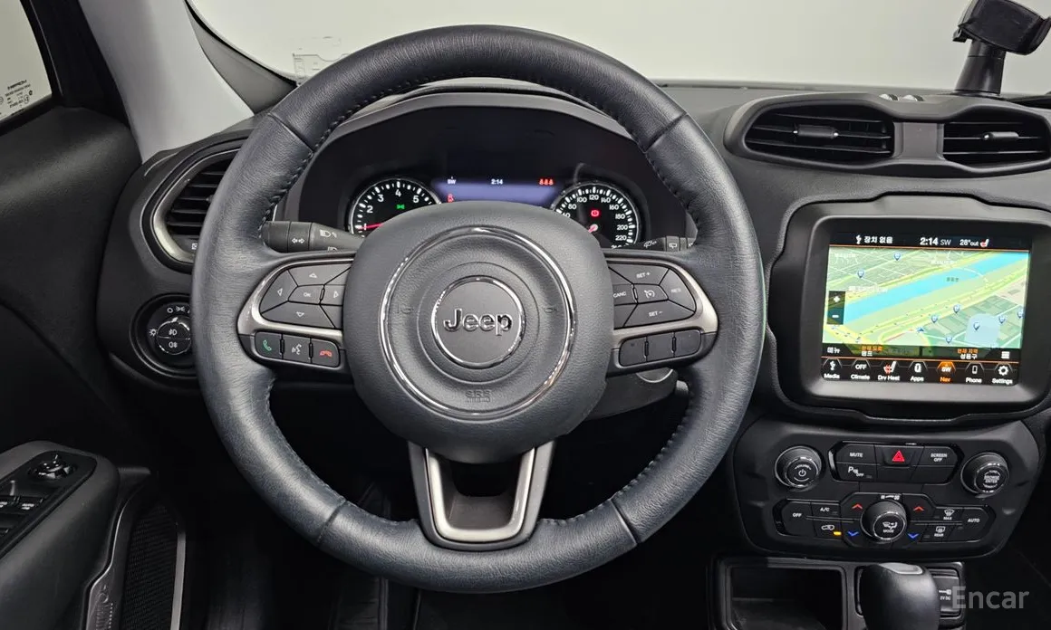 Фото 13 - Jeep Renegade