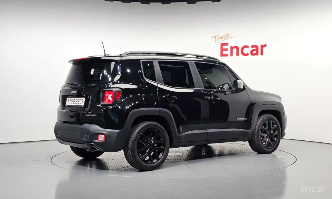 Фото 2 - Jeep Renegade