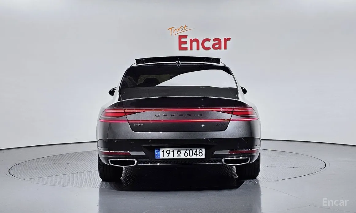 Фото 4 - Genesis G90