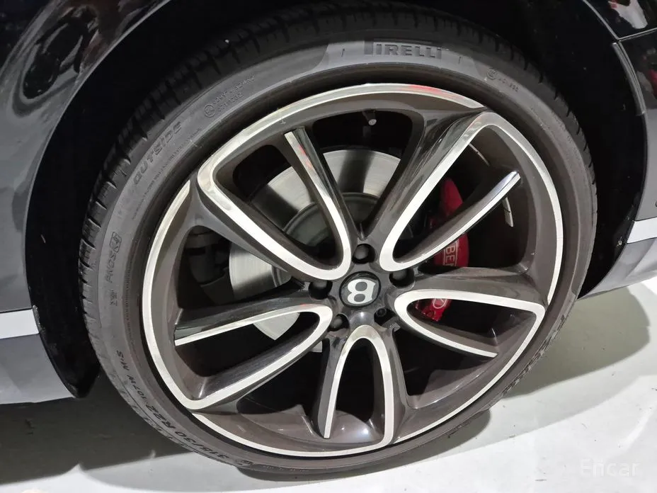 Фото 16 - Bentley Continental GT