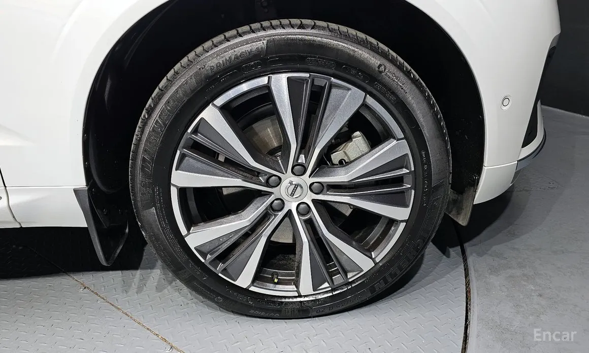 Фото 5 - Volvo XC60