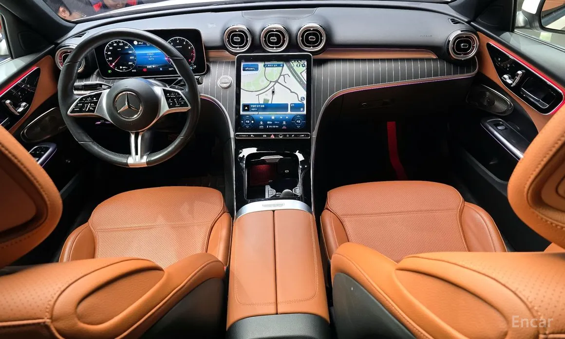 Photo 7 - Mercedes-Benz C-Class