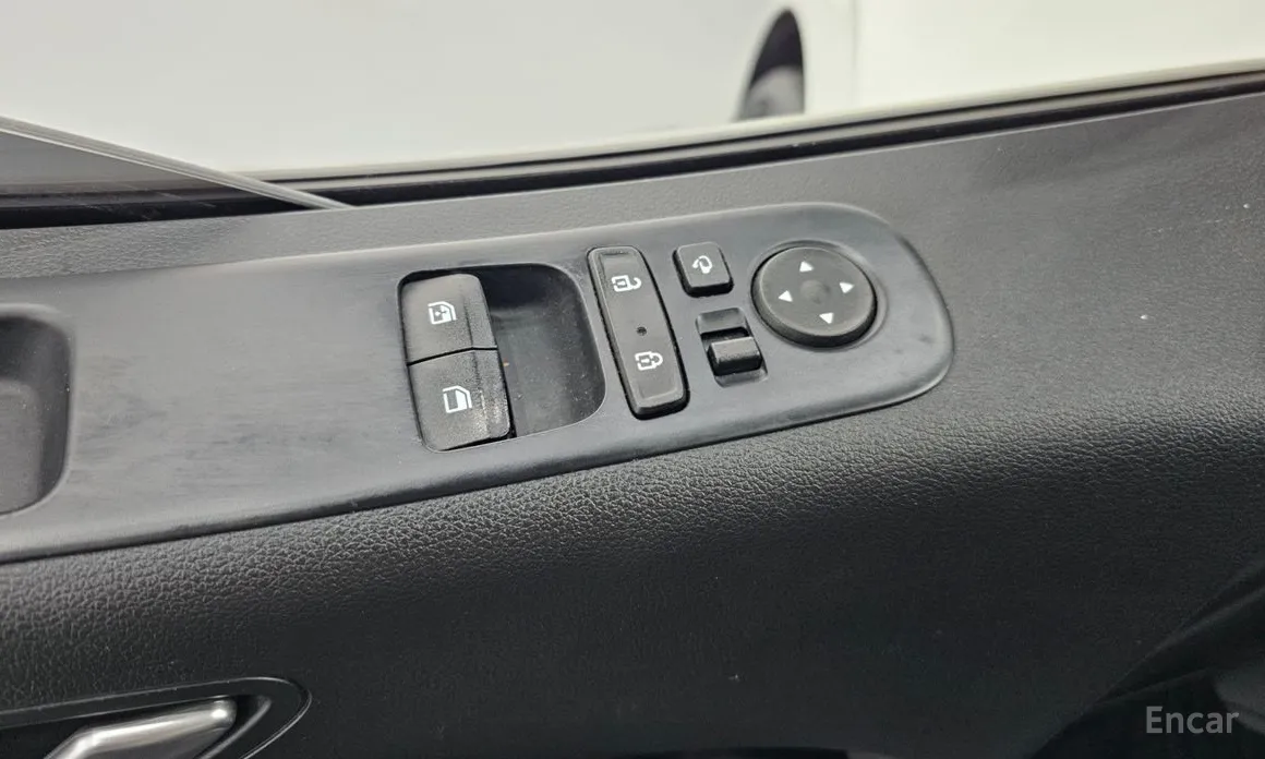 Фото 18 - Hyundai Staria