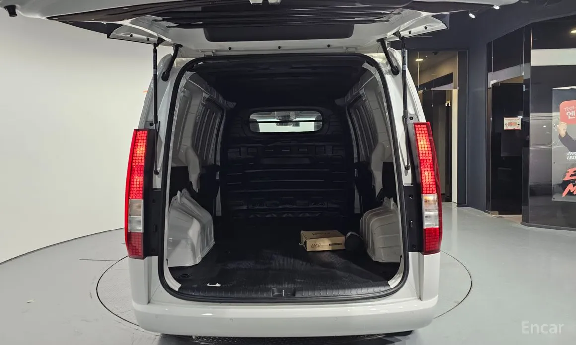 Фото 20 - Hyundai Staria