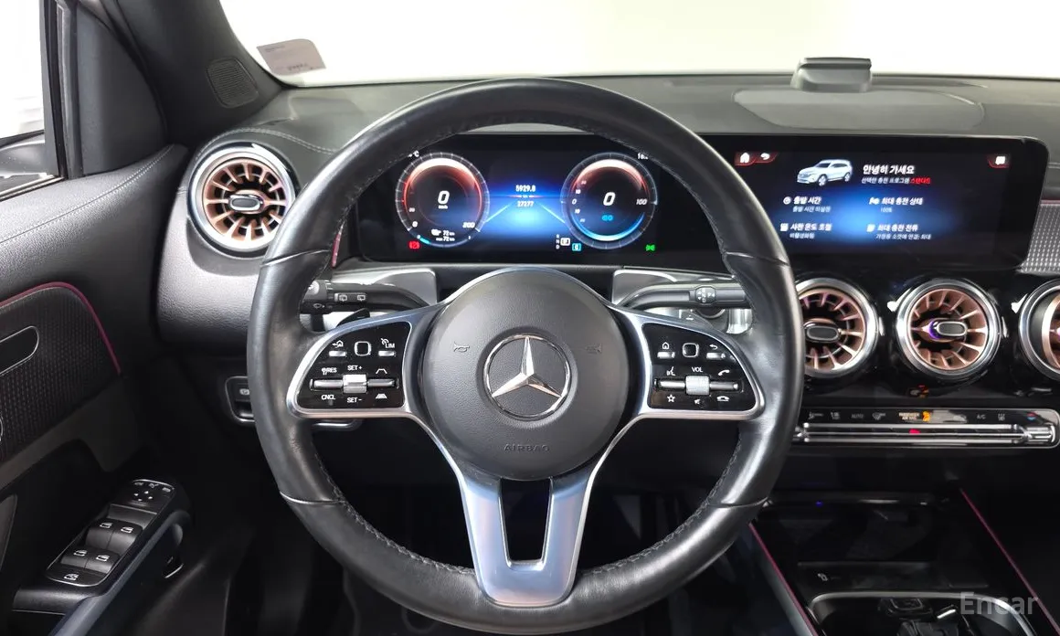 Фото 13 - Mercedes-Benz EQB