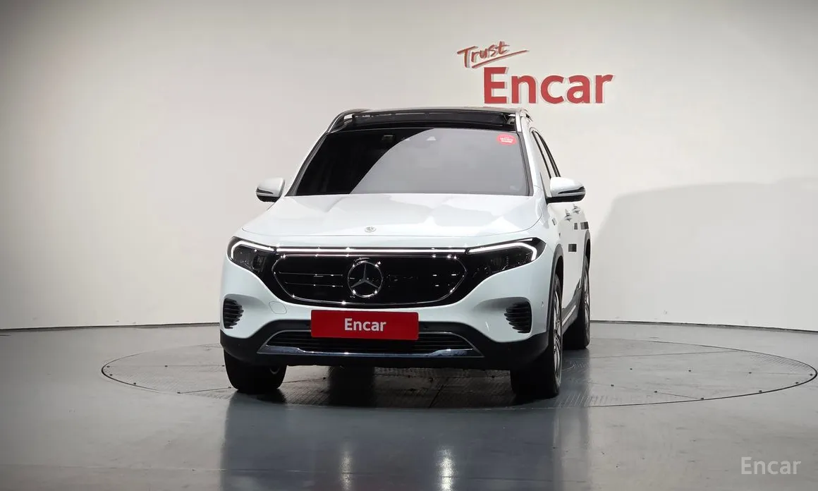 Фото 3 - Mercedes-Benz EQB