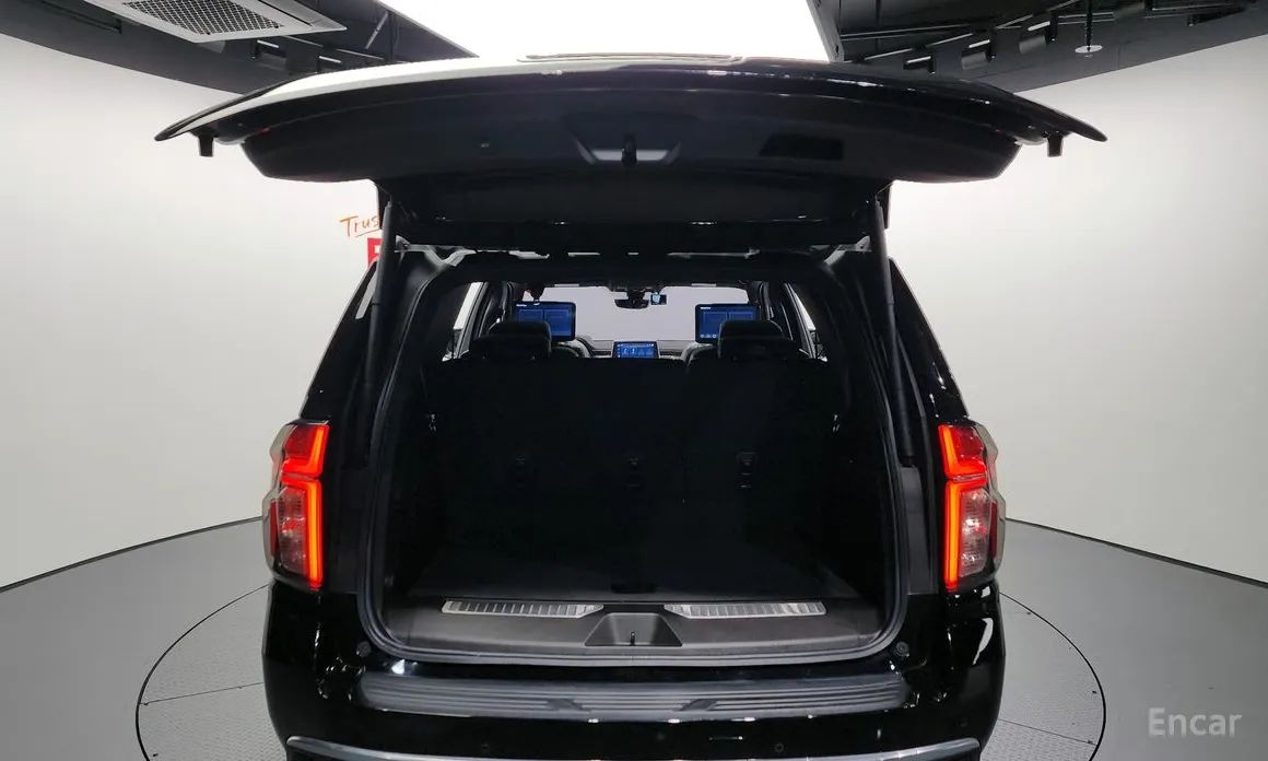 Фото 20 - Chevrolet Tahoe