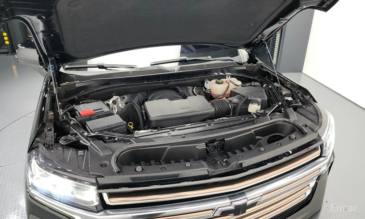 Фото 6 - Chevrolet Tahoe