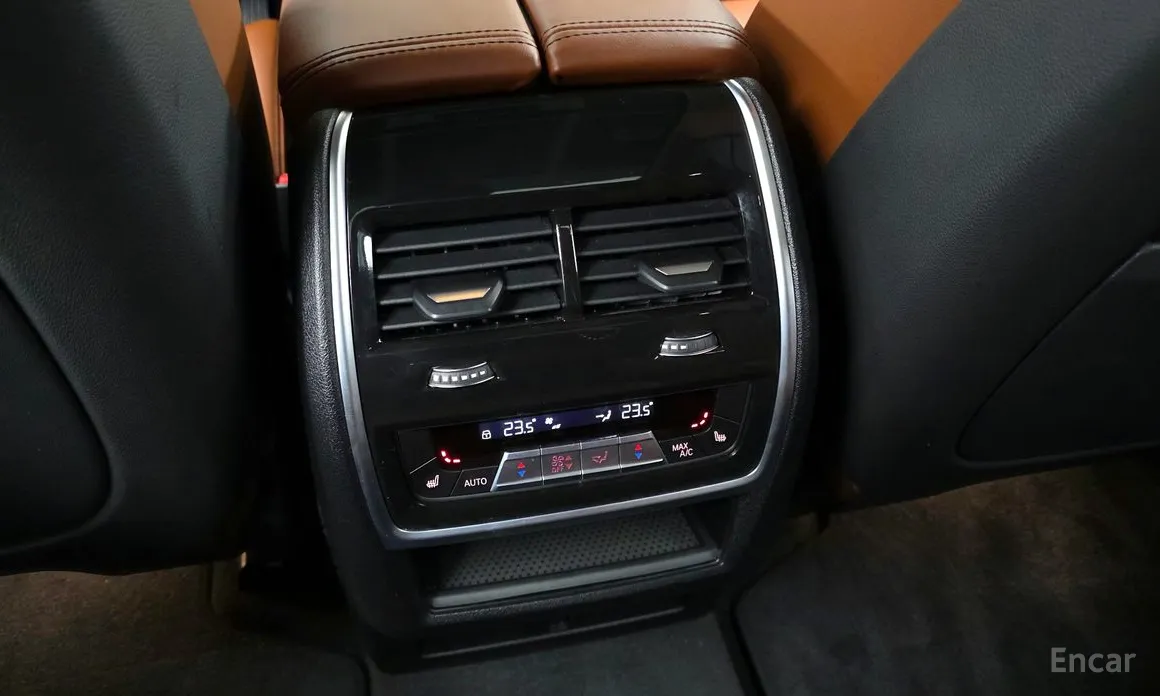 Фото 18 - BMW X5