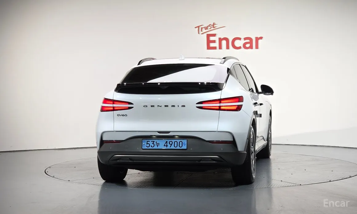 Фото 4 - Genesis GV60