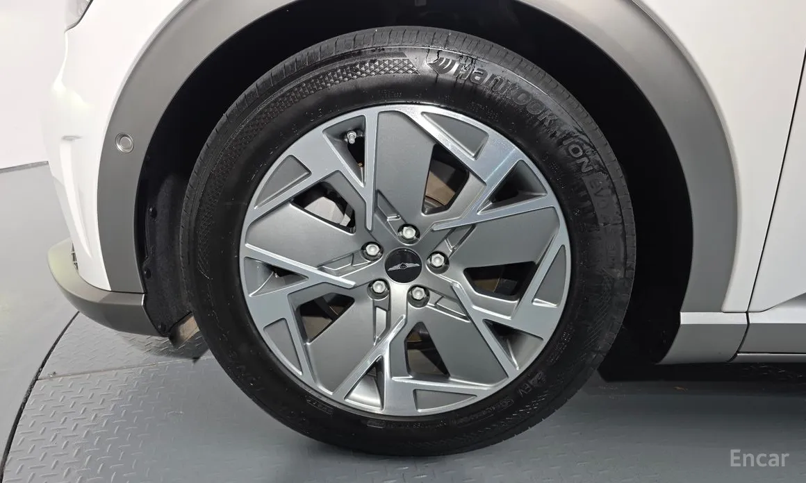 Фото 5 - Genesis GV60