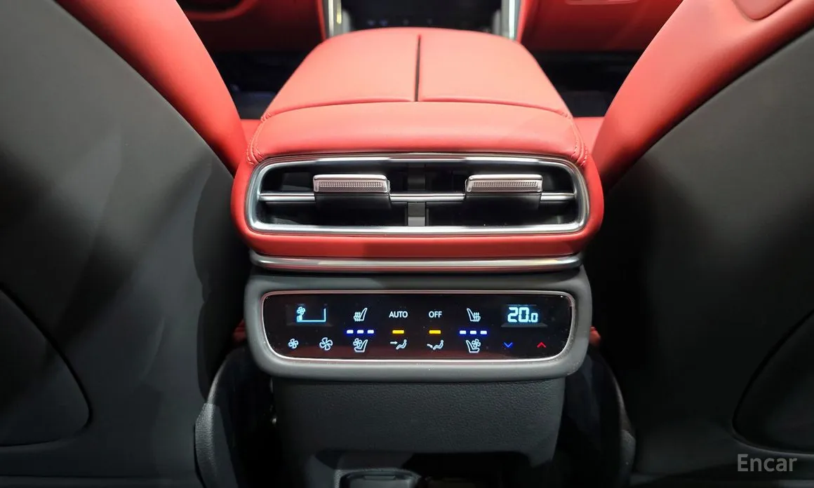 Фото 19 - Genesis GV80