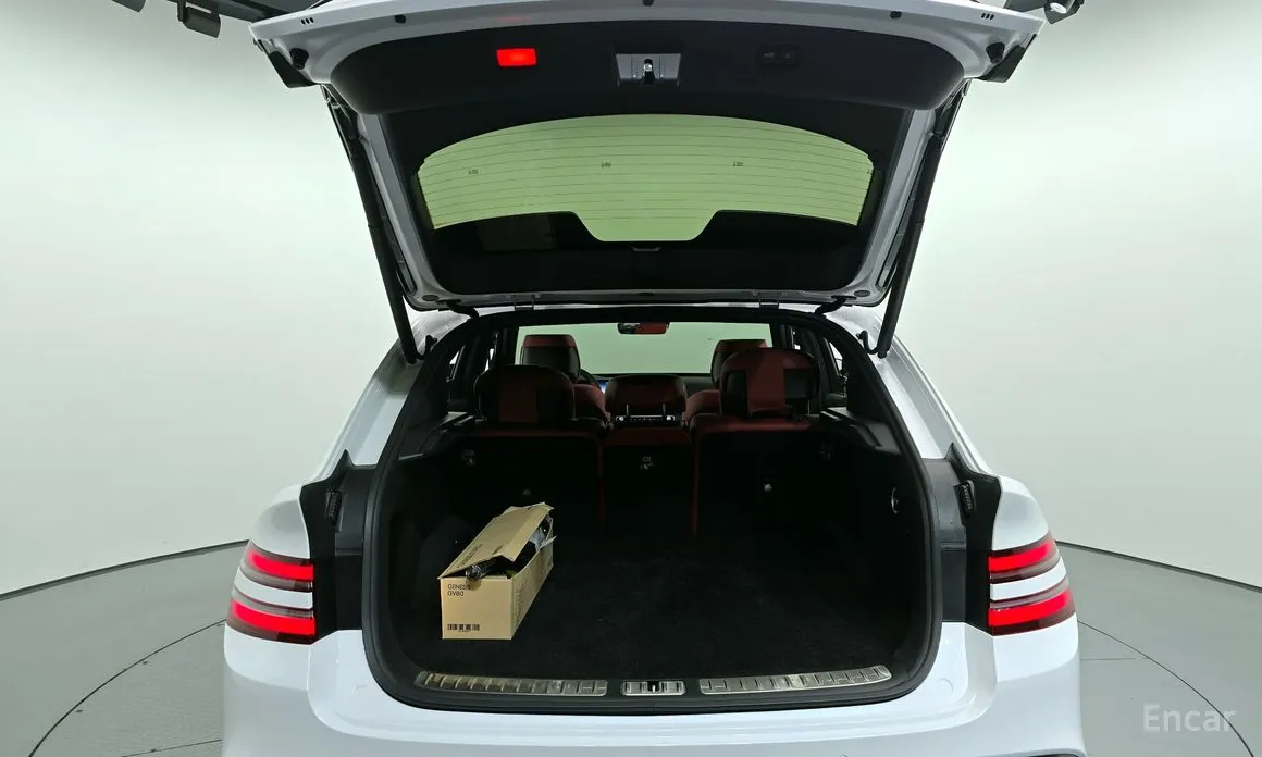 Фото 20 - Genesis GV80