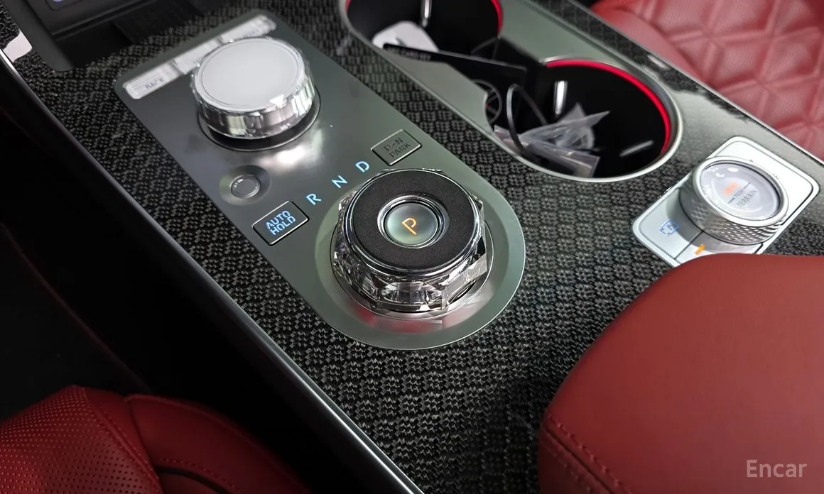 Фото 9 - Genesis GV80