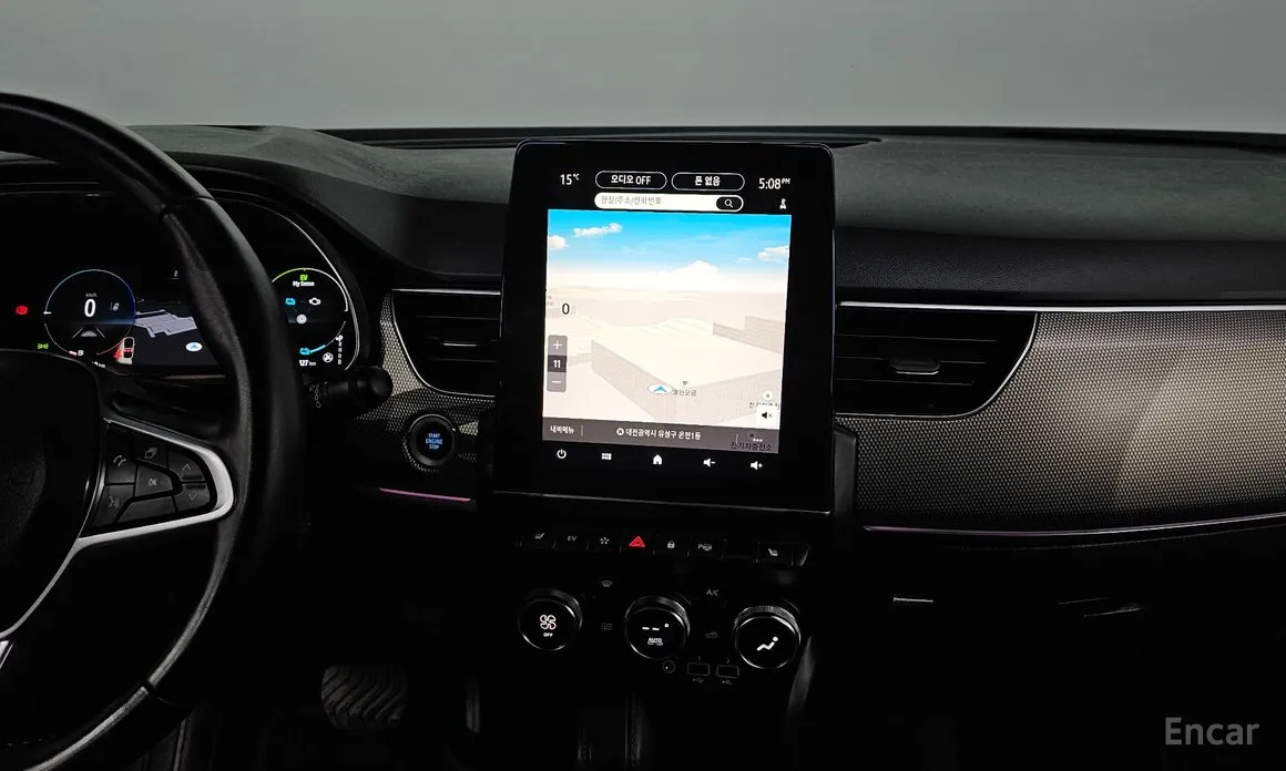 Фото 17 - Renault XM3