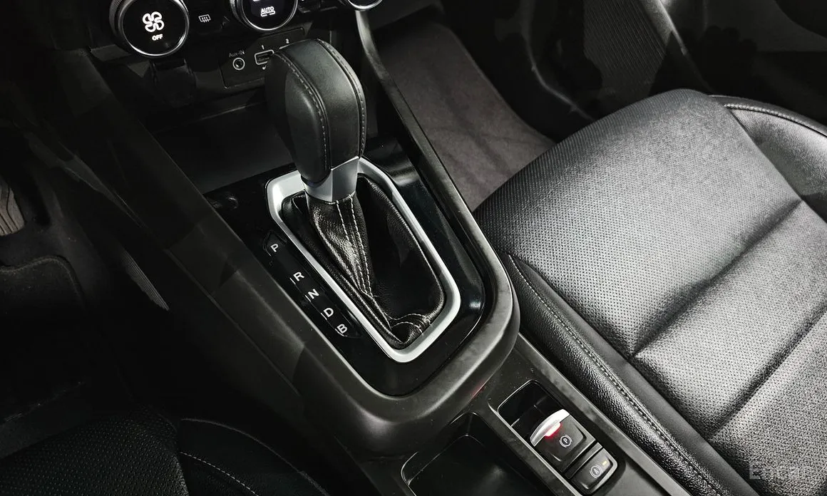 Фото 9 - Renault XM3