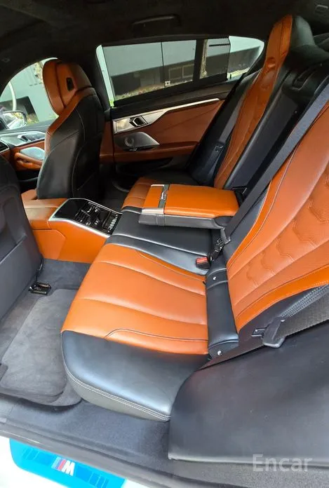 Фото 9 - BMW 8 Series