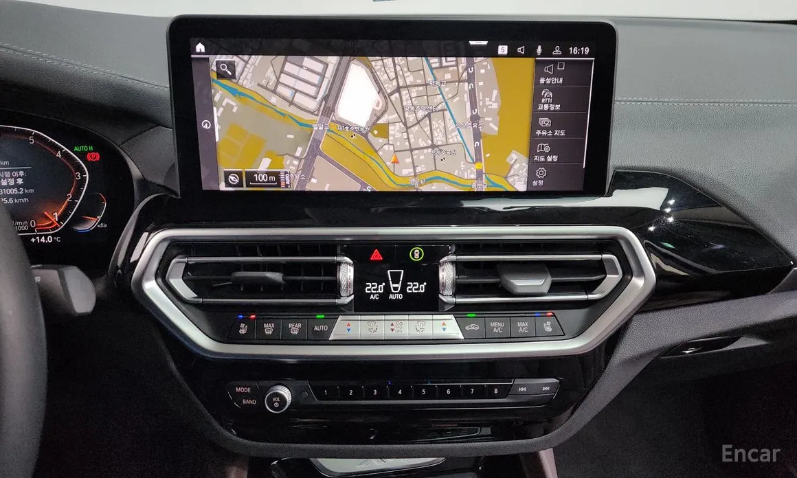 Фото 14 - BMW X4