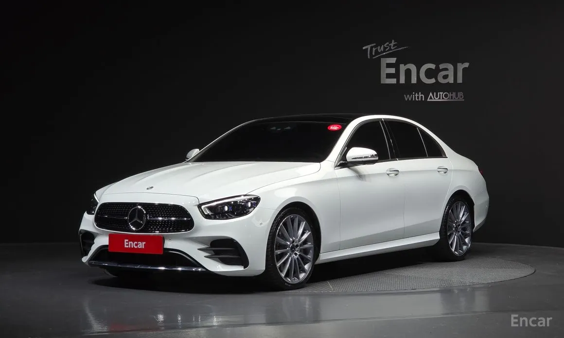 Фото 1 - Mercedes-Benz E-Class