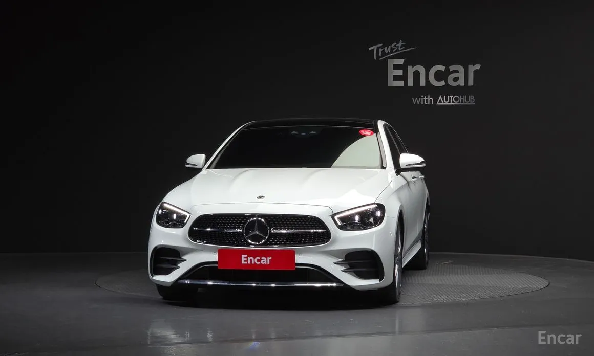 Фото 3 - Mercedes-Benz E-Class