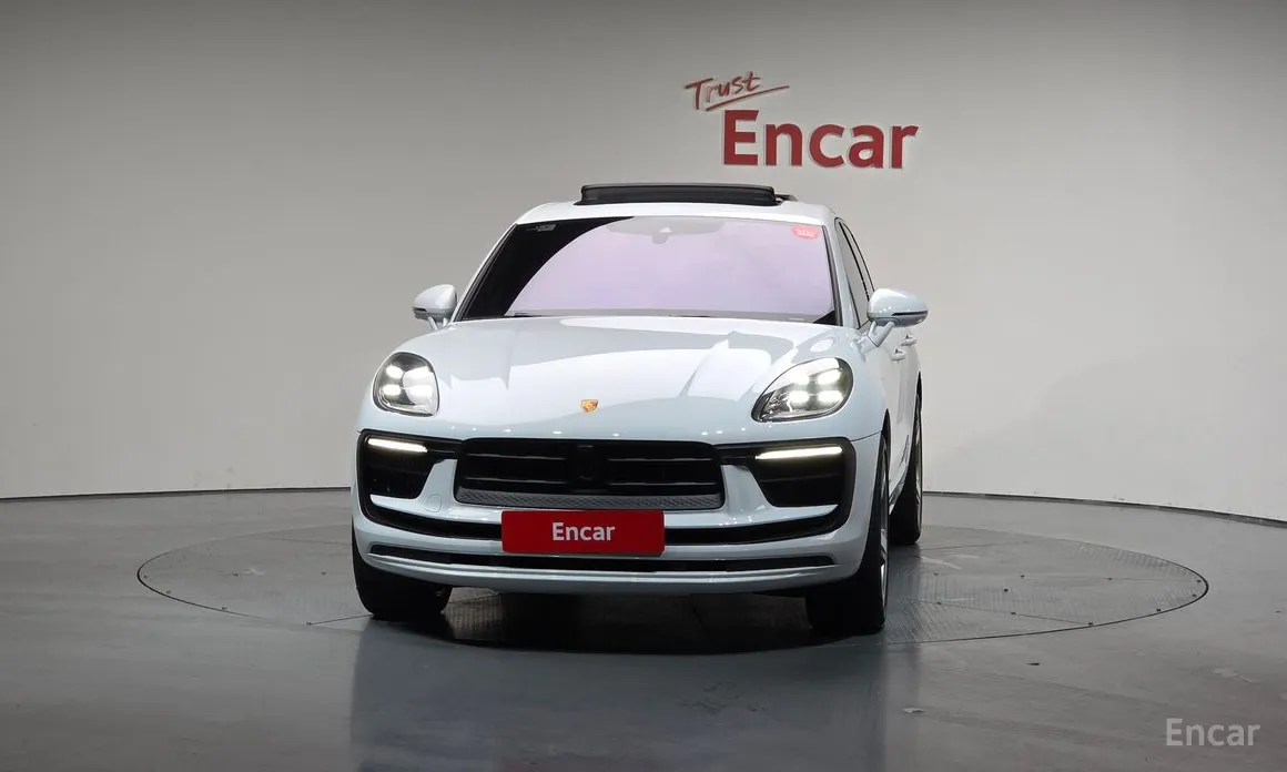 Фото 3 - Porsche Macan