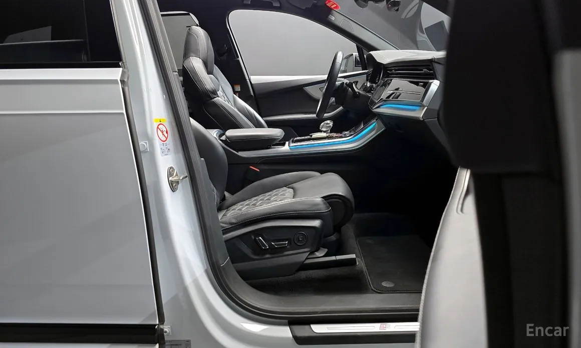 Фото 10 - Audi Q7