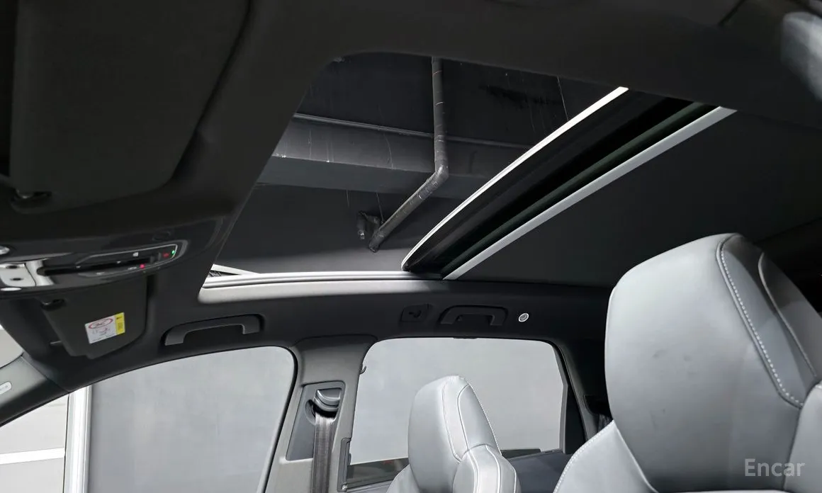 Фото 17 - Audi Q7