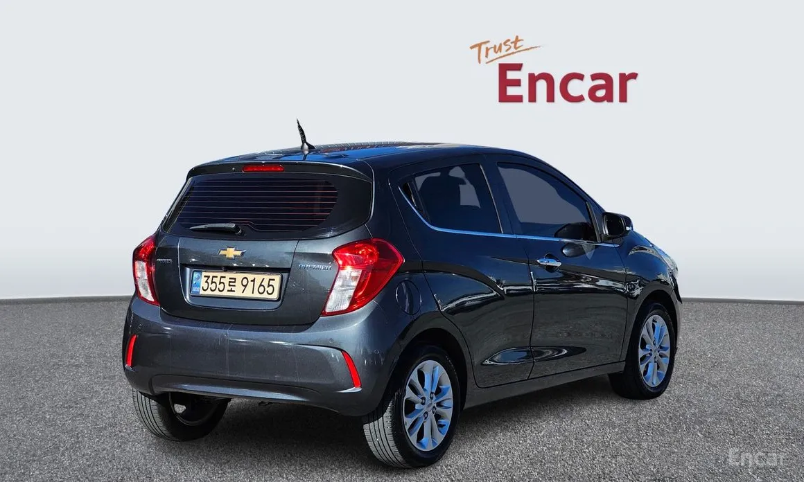 Фото 2 - Chevrolet Spark